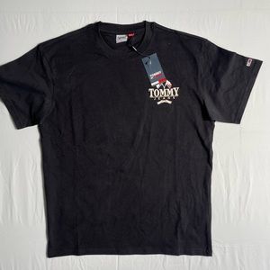 Tommy Hilfiger crew neck t-shirt size large NWT